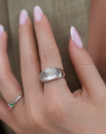 Srebrny pierścionek statement z transparentnym oczkiem ze stali chirurgicznej, Paraiso