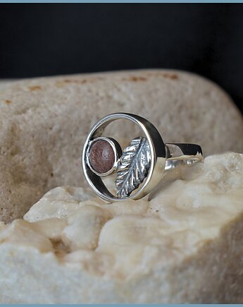 STRAWBERRY QUARTZ , An Artisan Nova