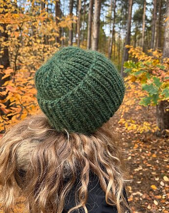 Gruba wełniana czapka oversize z bardzo szerokim wywinięciem - leśna zieleń, Kocie Motki