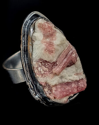 Pierścionek kryształy surowego turmalinu