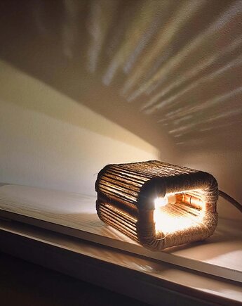 Designerska loftowa lampa miedziana w stylu boho z żarówką SMART, Quite Concrete