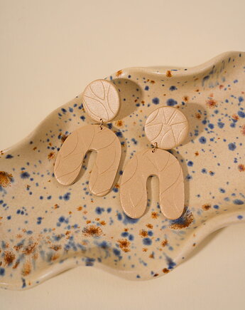 Wiszące kolczyki sztyfty w abstrakcyjny wzór, Dwie Gliny