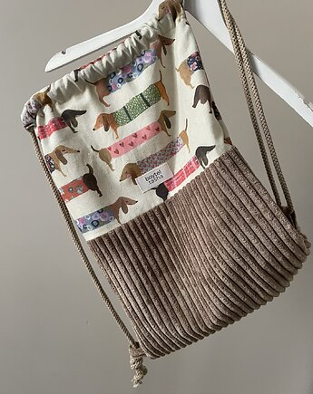 Workoplecak jamniki, boytel tasha