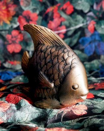 Rzeźba z gipsu - złota rybka - wys. 11 cm, JBJart Justyna Jaszke