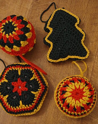 Świąteczne ozdoby szydełkowe, SłonecznaAltanka