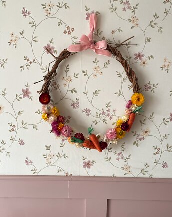 Wielkanocny wianek z suszonymi kwiatami, Suszony & Co.