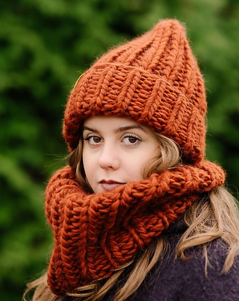 Wełniana czapka zimowa PERUVIAN WOOLY terakota, sploteka