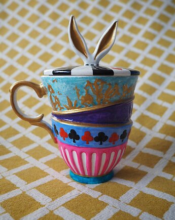 Kubek ALICJA w Krainie Czarów, ka.linea