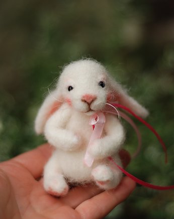 Biały Króliczek, BoboLobo Handicraft