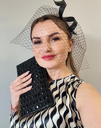 Fascynator filcowy MELA czarny /oraz inne kolory, MONIKA SAXTON LUXURIOUS MILLINERY