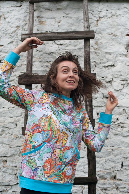 Bluza kangurka "Mehndi" z turkusem. Funaticos