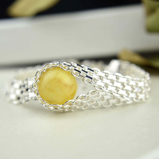 bransoletki srebrne Elegancka srebrna bransoletka z bursztynem