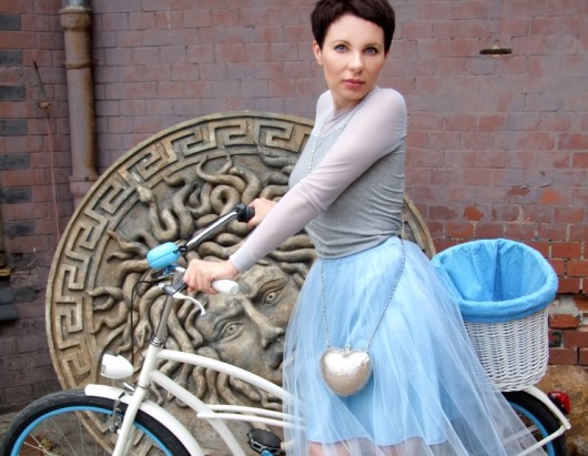 Szara mgiełka by momo momo fashion