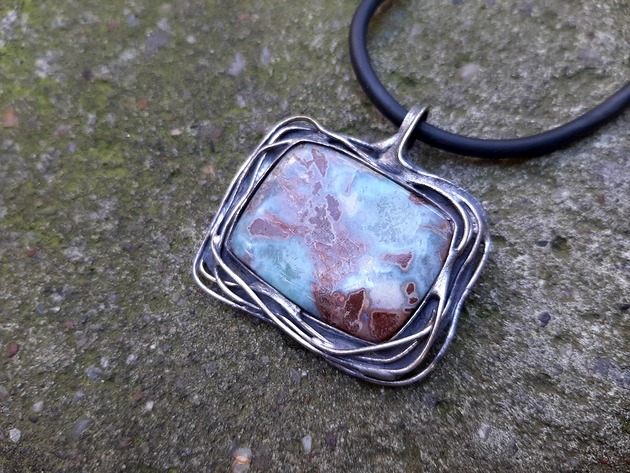 Larimar cudowny - wisiorek po drugiej stronie lustra