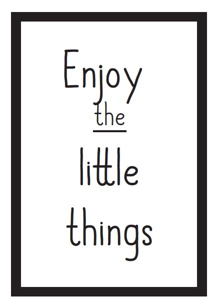 plakat enjoy the little things 50x70 z ramką Pracownia Marzen