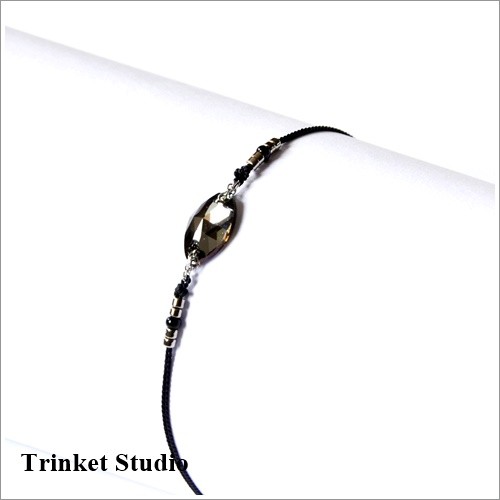 Simplicity- Navette Silver Night F  Trinket Studio
