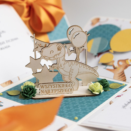 kartki scrapbooking Prezent na urodzinki roczek pudełko kartka 3d