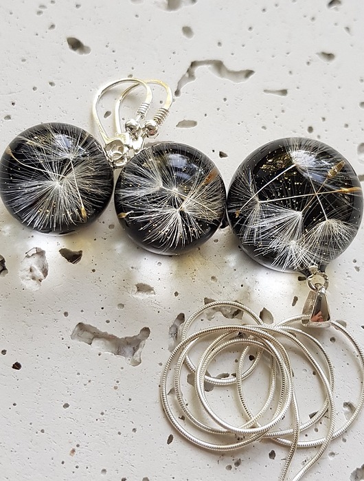 komplet biżuterii zestaw-dmuchawce w żywicy