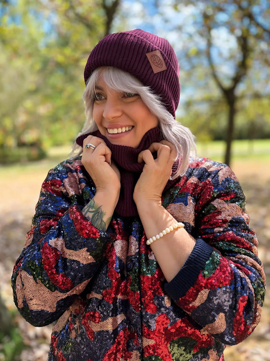 czapki damskie Bawełniana czapka beanie logo ekoskórka Bordo