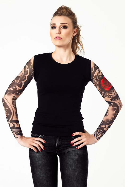 t-shirt damskie Tank top damski z tatuażami Dark Skull Tribal