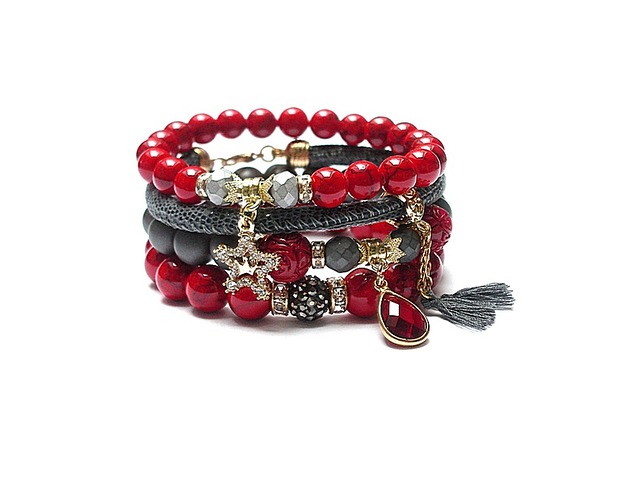 Red and grey /05-12-21/  - set KiKa pracownia
