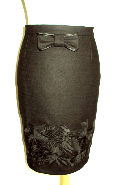 elegancka z haftem dla klientki 12032444 MC Fashion