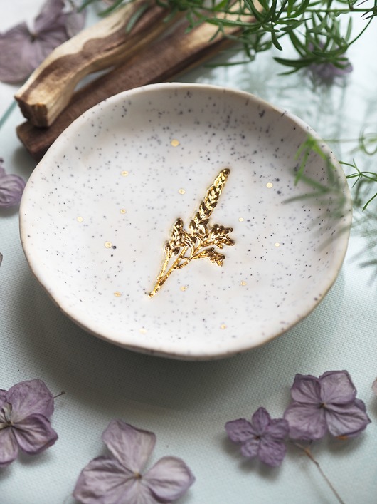 pojemniki na biżuterię Spodek na biżuterię lub palo santo