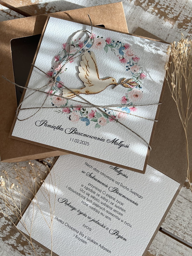 kartki scrapbooking Ręcznie robiona kartka na bierzmowanie z personalizacją - prezent pamiątka bi