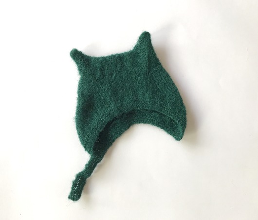 Czapeczka zielona pixie – alpaka z jedwabiem Bambolina hand made
