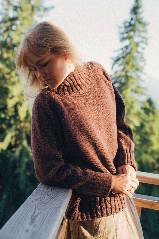swetry damskie  TAJRA - Oversizowy Sweter z Golfem Bordowy Melanżowy 100% Wełny Merino