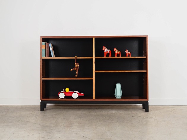 półki Regał orzechowy, duński design, lata 70, produkcja: Dania