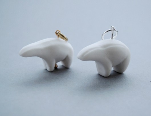 Porcelanowy mini miś polarny zawieszka PORCELANA Tutku