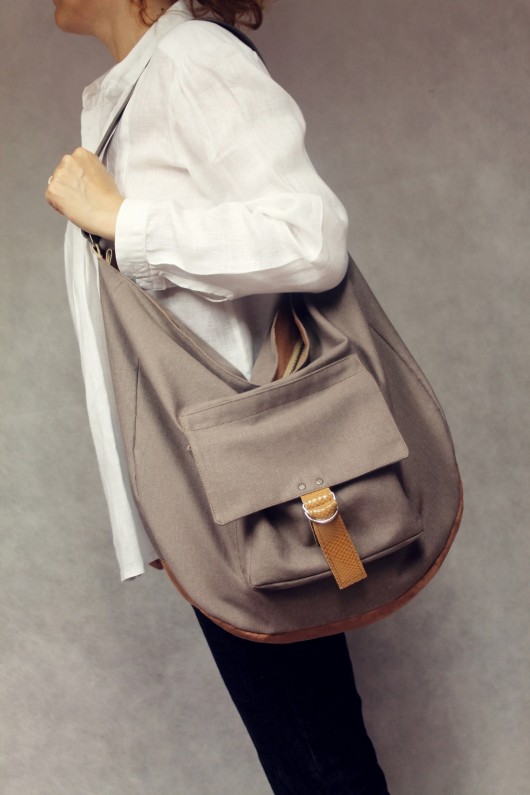 Hobo Pocket Beige MAY