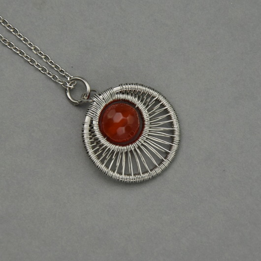 wisiory Wisiorek koło kółko czerwony karneol wire wrapping