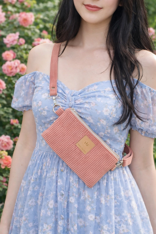 saszetka nerka Sztruksowa saszetka na telefon Koralowa