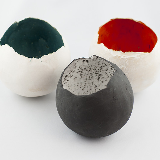 Egg Shell black AGABA pracownia ceramiczna