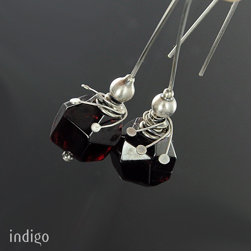 granadas studio INDIGO