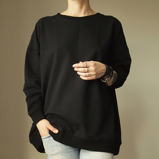 bluza bez kaptura damska Bluza Mega Czarna