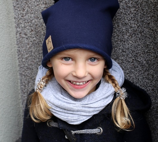 czapeczka  jesienna NAVY Le petit cochonnet