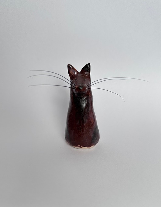 figurki i rzeźby Ceramiczny piesek na psie wąsy wibrysy