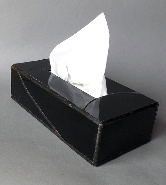 skrzynki, kufry i pudła Elegancki PREZENT. Czarne pudełko witrażowe na chusteczki