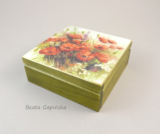 Kasetka, pudełko - Maki Beata Gapińska