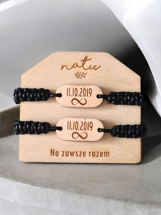bransoletki drewniane Zestaw bransoletek znak nieskończoności z datą