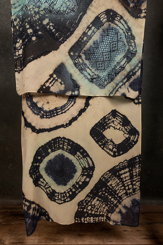 szale damskie Duży szal jedwabny MANDALA_RIVER