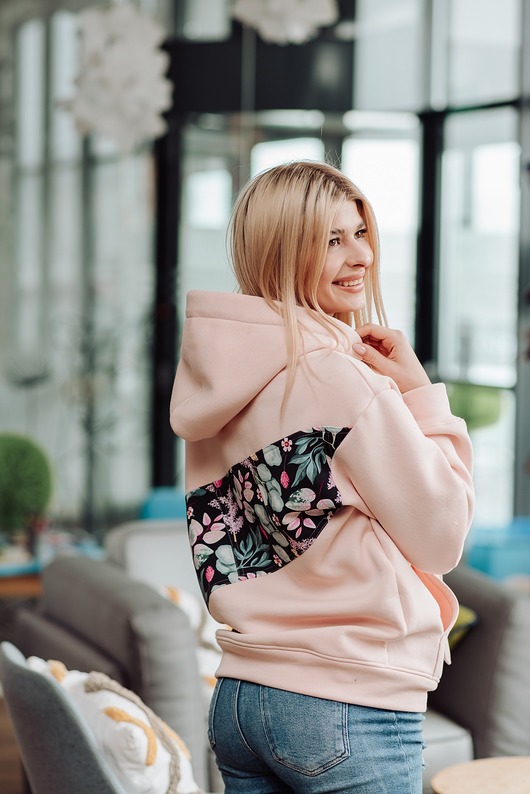 bluza z kapturem damska Bluza Clasic kangurka pudrowy róż