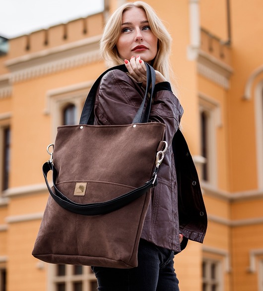 Brązowa torba z zamszu ekologicznego Karolina Audycka