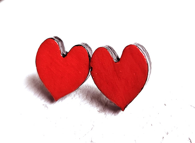 kolczyki drewniane Wkrętki Serca