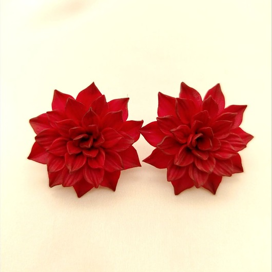 kolczyki z masy plastycznej Kolczyki dalie czerwone handmade, jesienne kolczyki kwiatowe