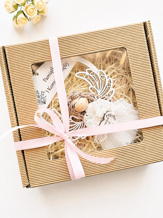 komunia - pozostałe Od ręki: I Komunia Święta- Gotowa Pamiątka, Aniołek, Zawieszka, Prezent