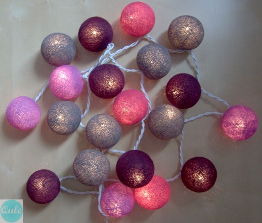Lampki Cotton Balls Light Fuksja i Szary qule